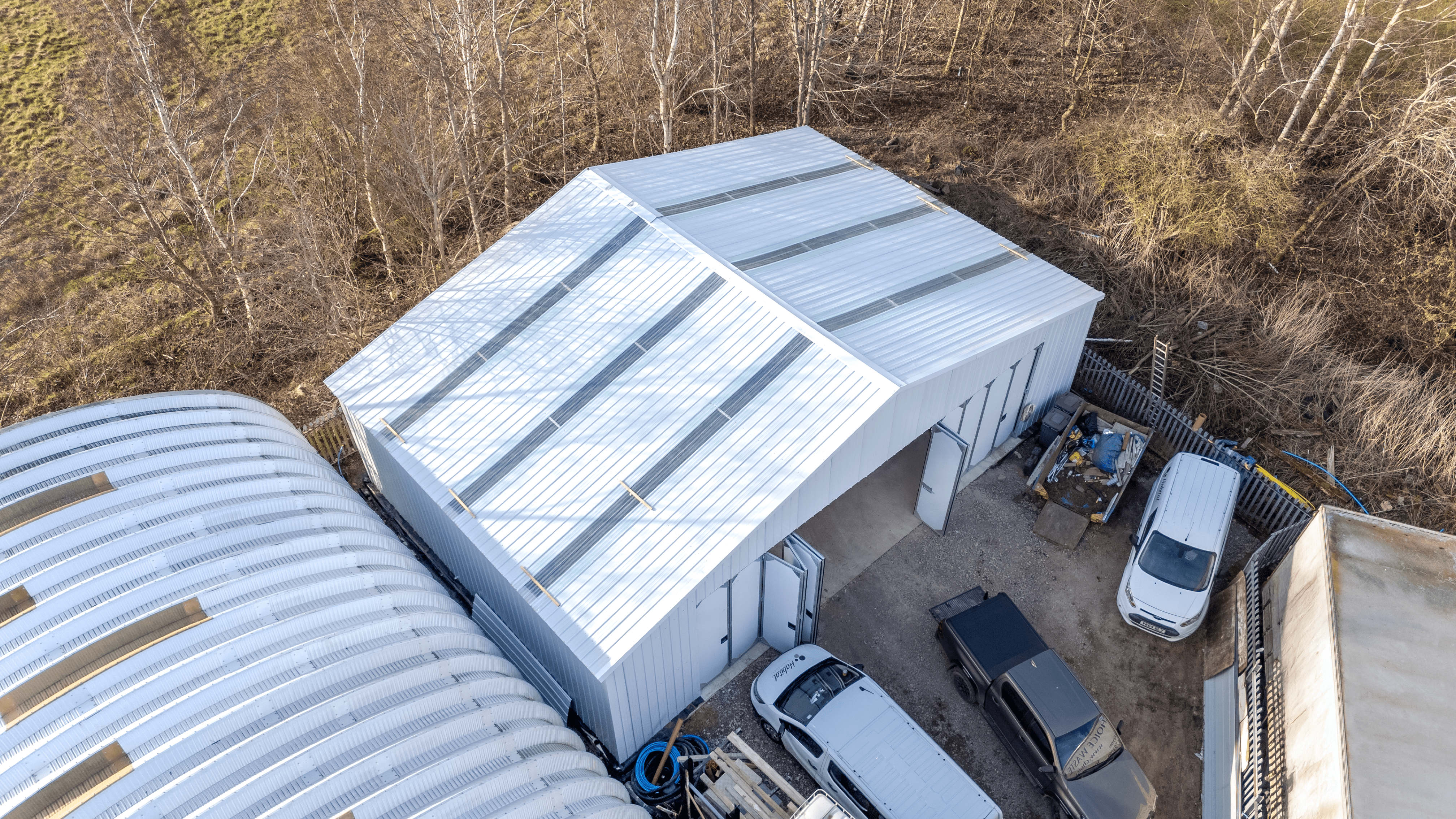 Hangar de aviones de acero
