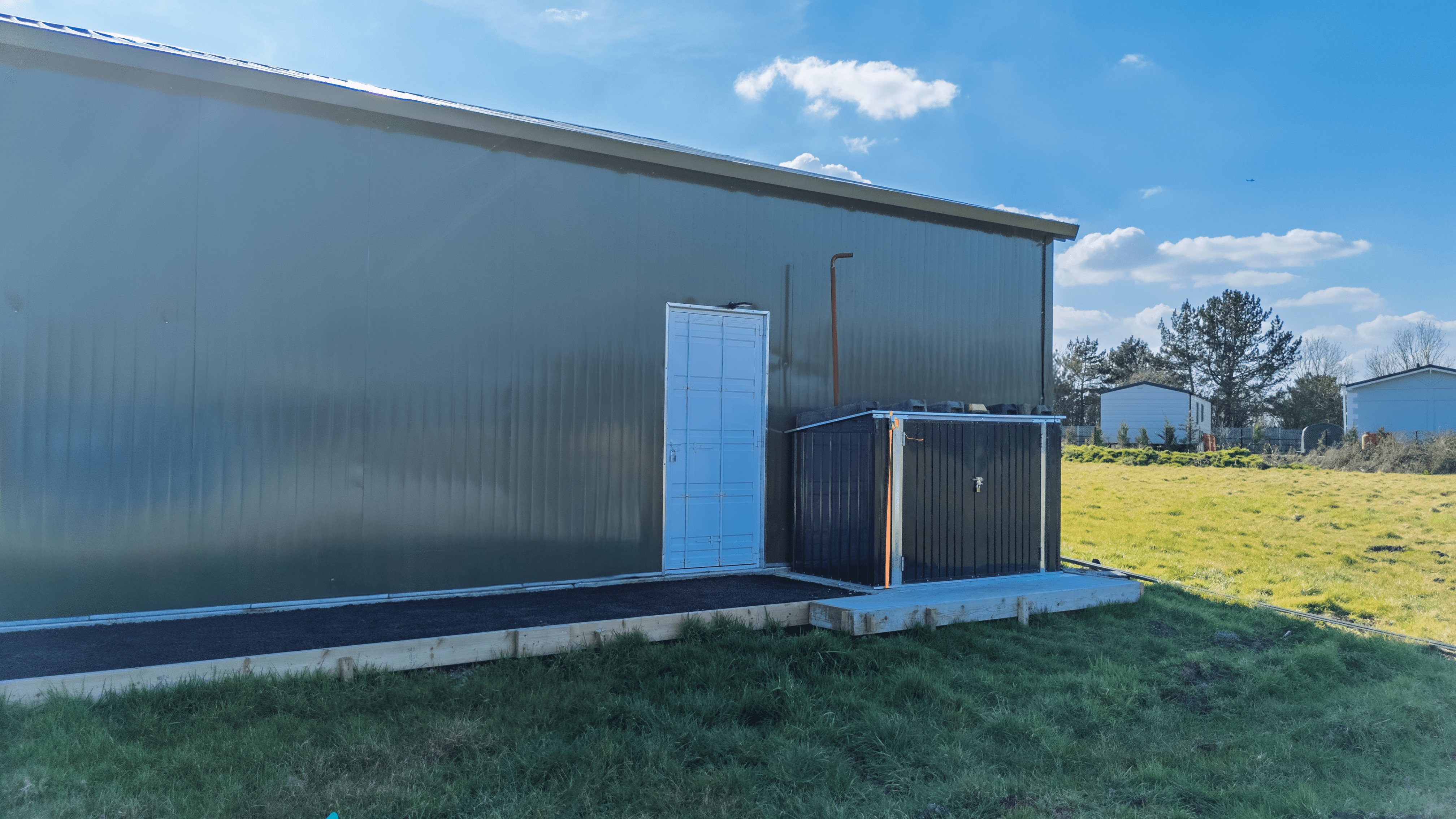 Hangar de aviones de acero